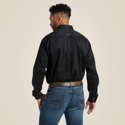 Solid Twill  Classic Fit Shirt - 001-Black | Ariat 10000502